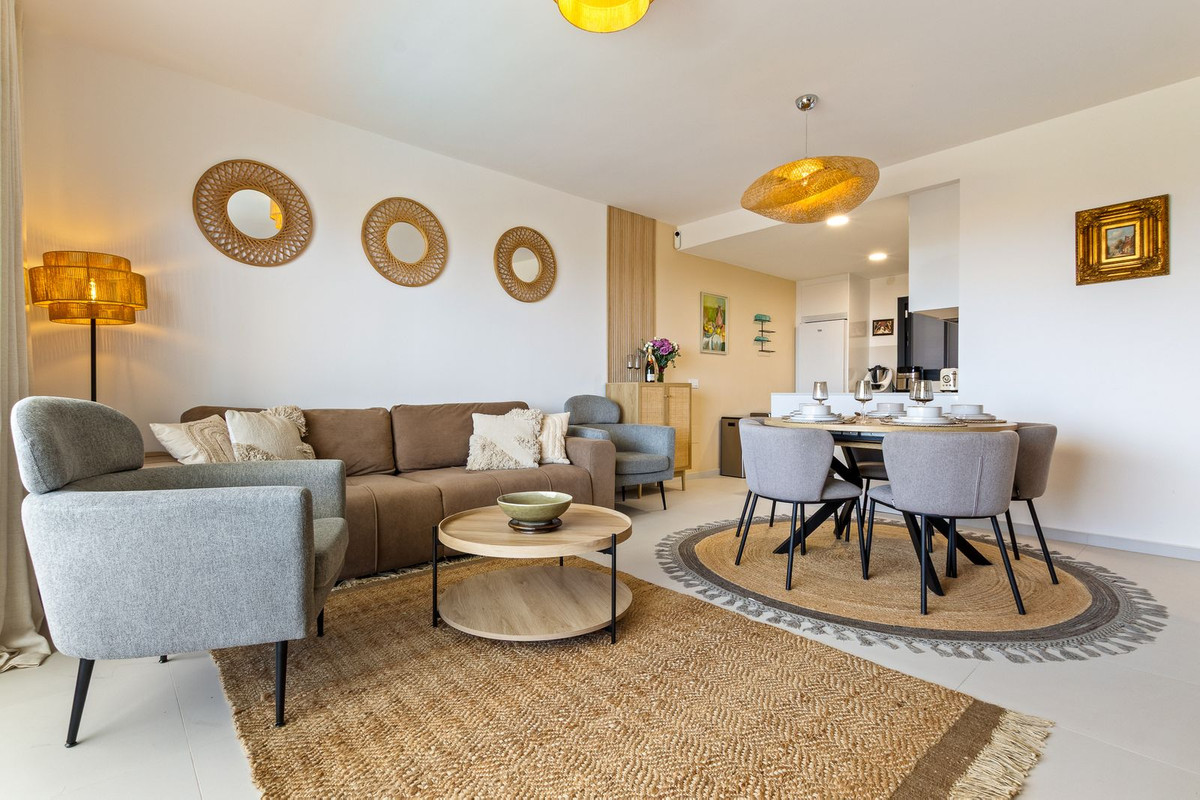 Ático de 3 Dormitorios en venta en Benalmádena