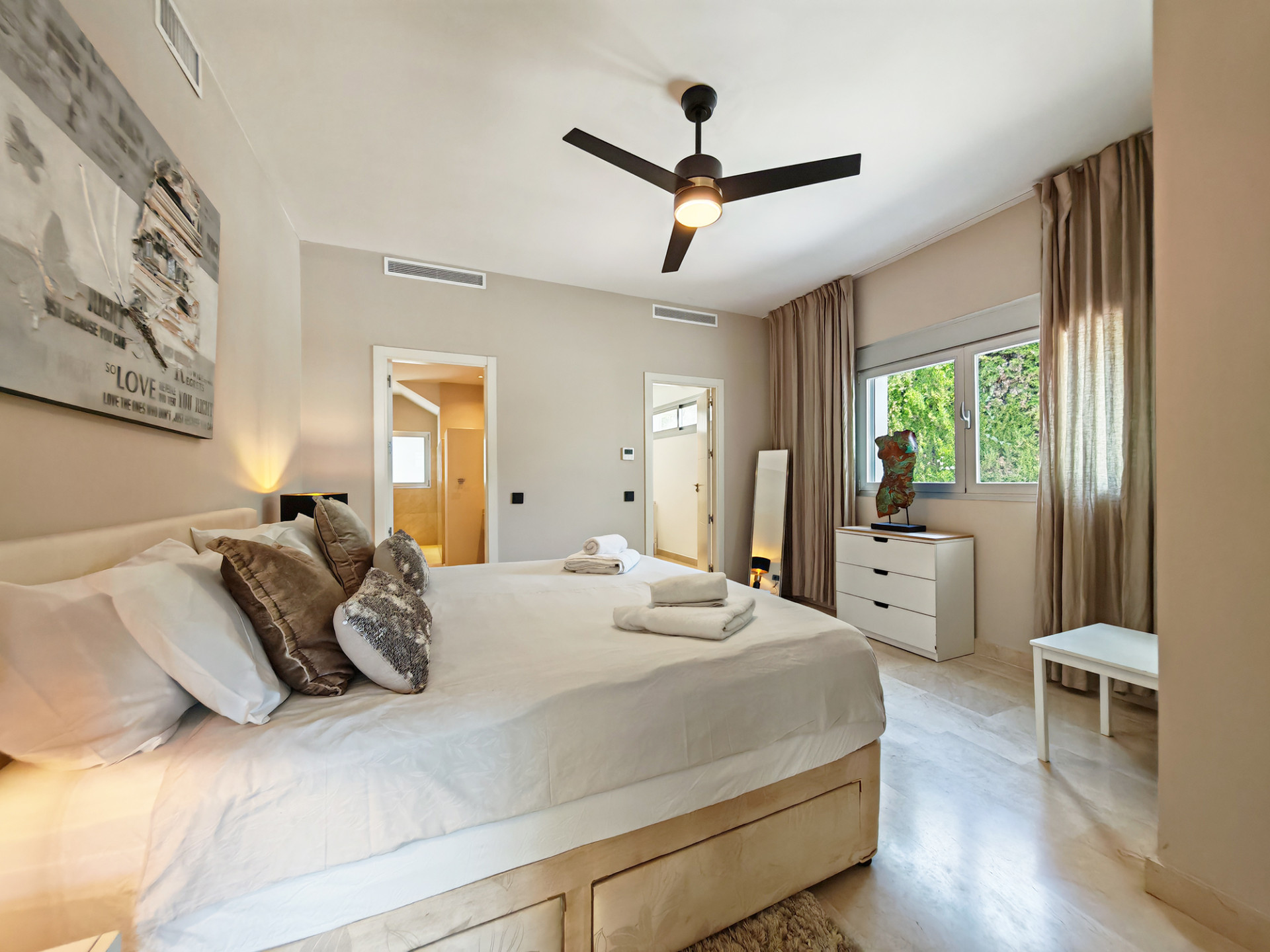 3 кровать 4 ванна Вилла для продажи в El Rosario, Marbella