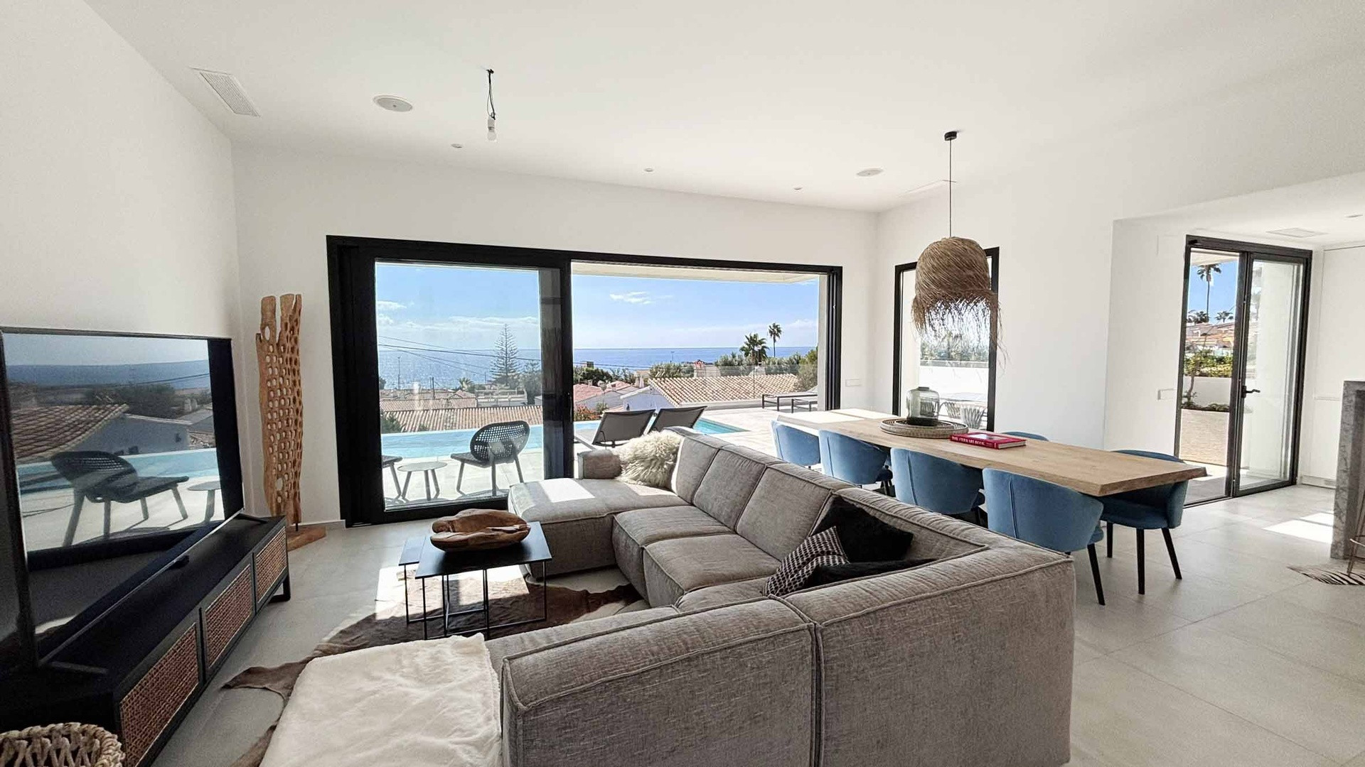 Casa de 5 Dormitorios en venta en Mijas