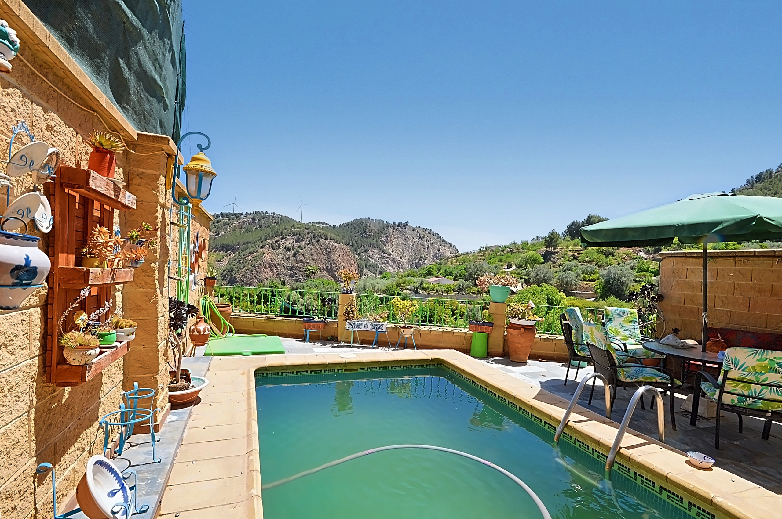 Casa Adosada de 3 Dormitorios y 2 Baños en venta en Cónchar
