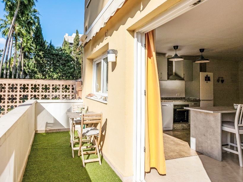 Piso de 2 Dormitorios en alquiler vacacional en Cabopino, Marbella