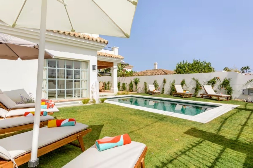 Casa de 5 Dormitorios y 6 Baños en alquiler vacacional en Marbella Centro