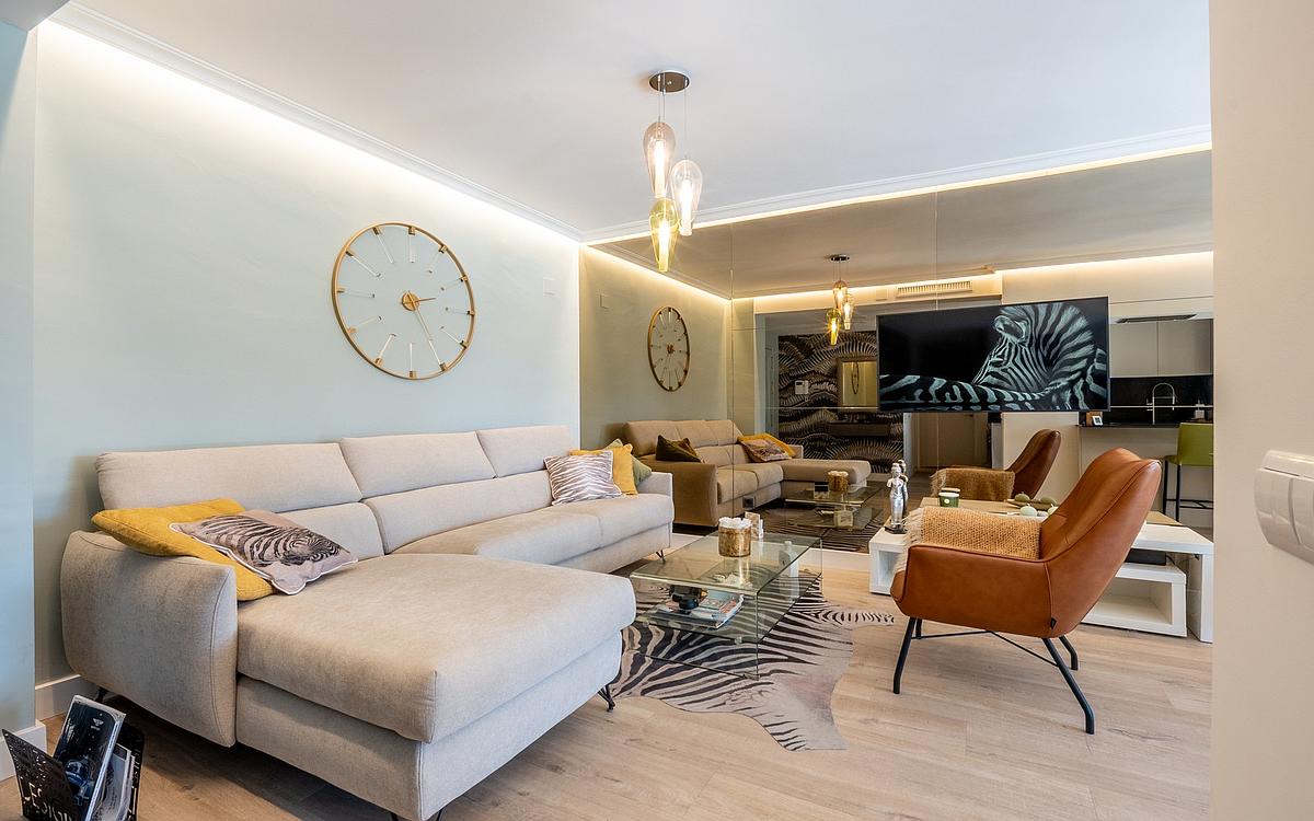 Piso de 2 Dormitorios en venta en Nueva Andalucía, Marbella