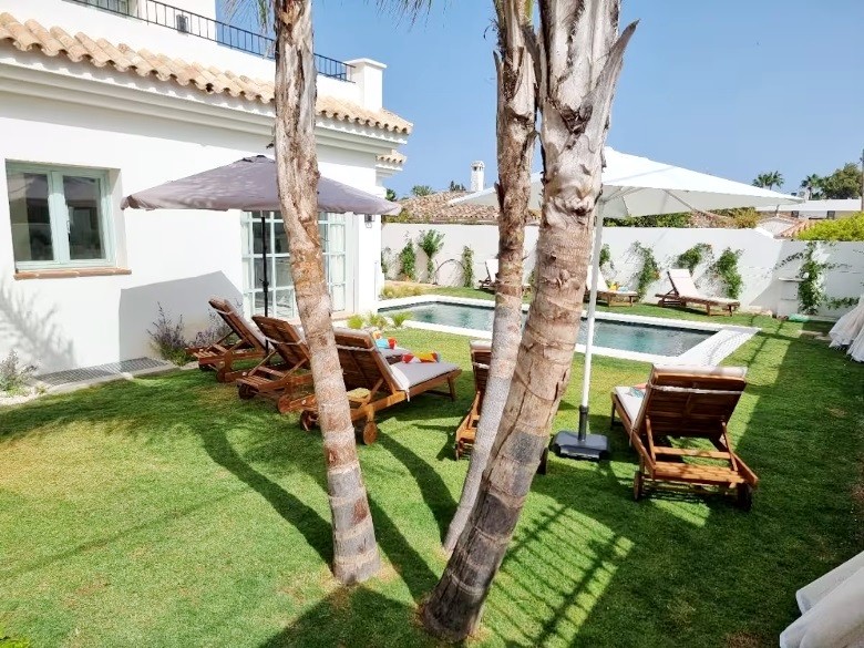 Casa de 5 Dormitorios y 6 Baños en alquiler vacacional en Marbella Centro