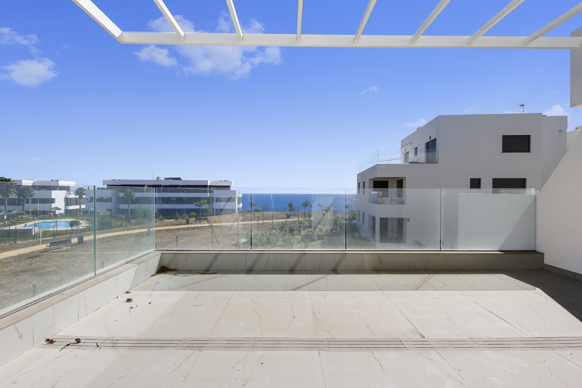 Piso de 3 Dormitorios y 2 Baños en venta en Estepona