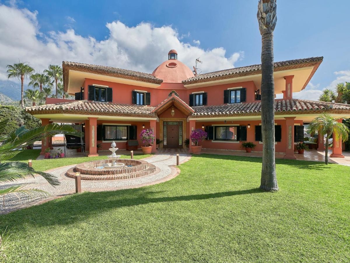 5 кровать Вилла для сдачи в Sierra Blanca, Marbella