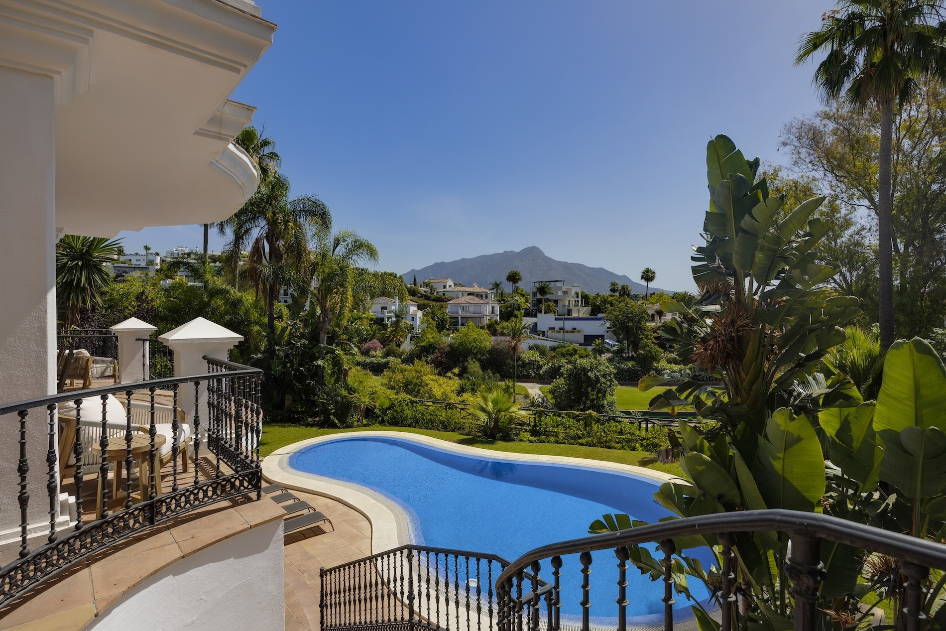 Casa de 8 Dormitorios en venta en La Quinta, Benahavís