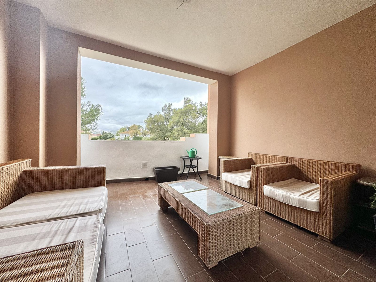 2 Bed, 2 Bath - Apartment for Rent in Guadalmina Alta, San Pedro de Alcántara