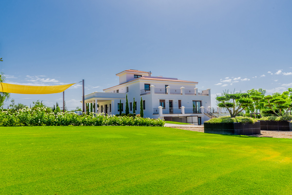 5 спални - Вила за продажба в Guadalmina Alta, San Pedro de Alcántara