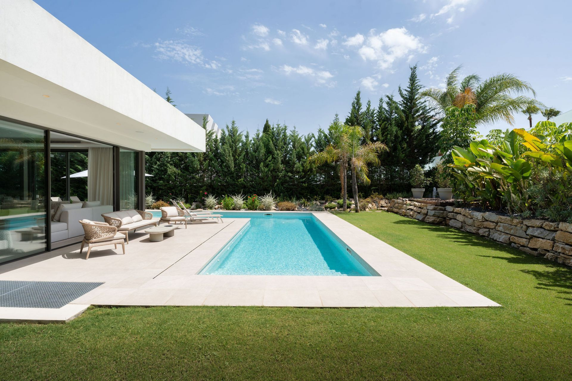 Casa de 4 Dormitorios en venta en Nueva Andalucía, Marbella