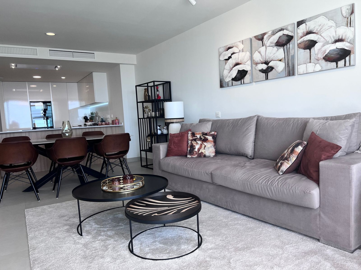 Piso de 2 Dormitorios y 2 Baños en venta en La Cala de Mijas