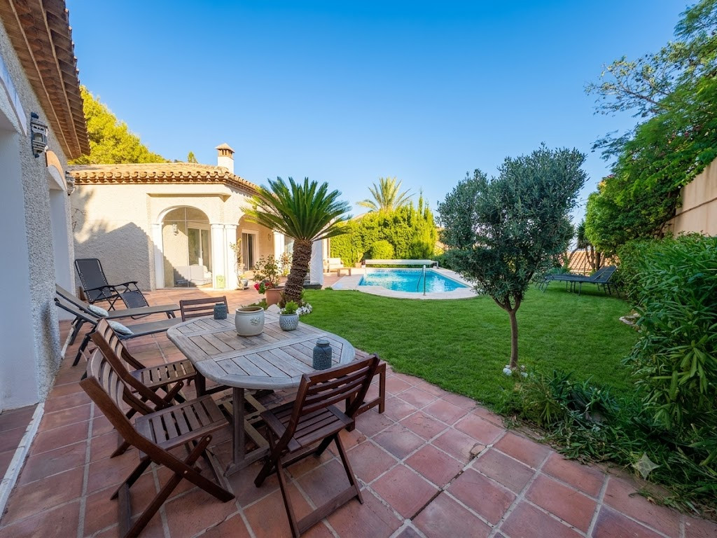 Casa de 3 Dormitorios en venta en Mijas
