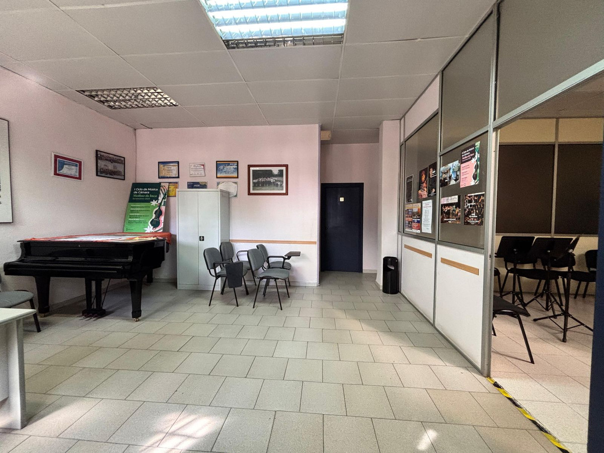 Piso de 3 Dormitorios y 1 Baño en venta en Málaga