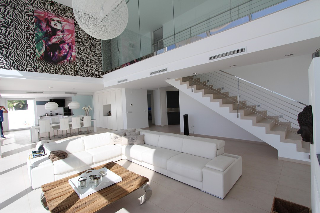 Casa de 5 Dormitorios en venta en Benameji