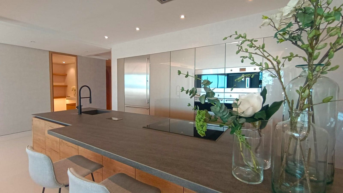 Piso de 4 Dormitorios en venta en Puerto Banús