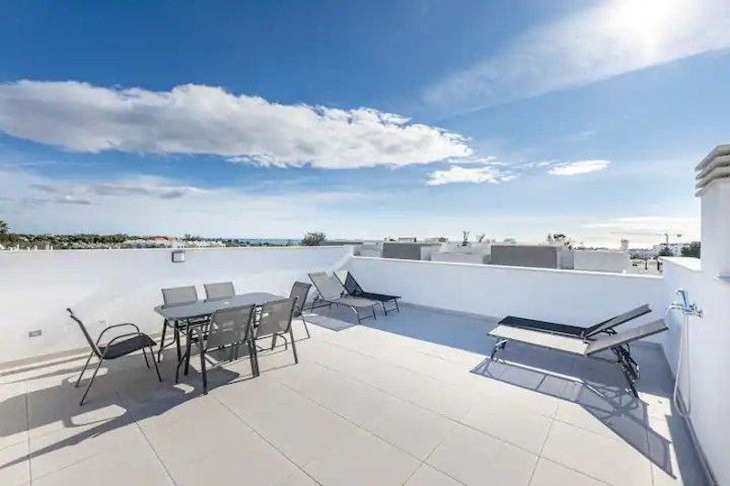 3 Bed, 2 Bath - Townhouse for Rent in Estepona