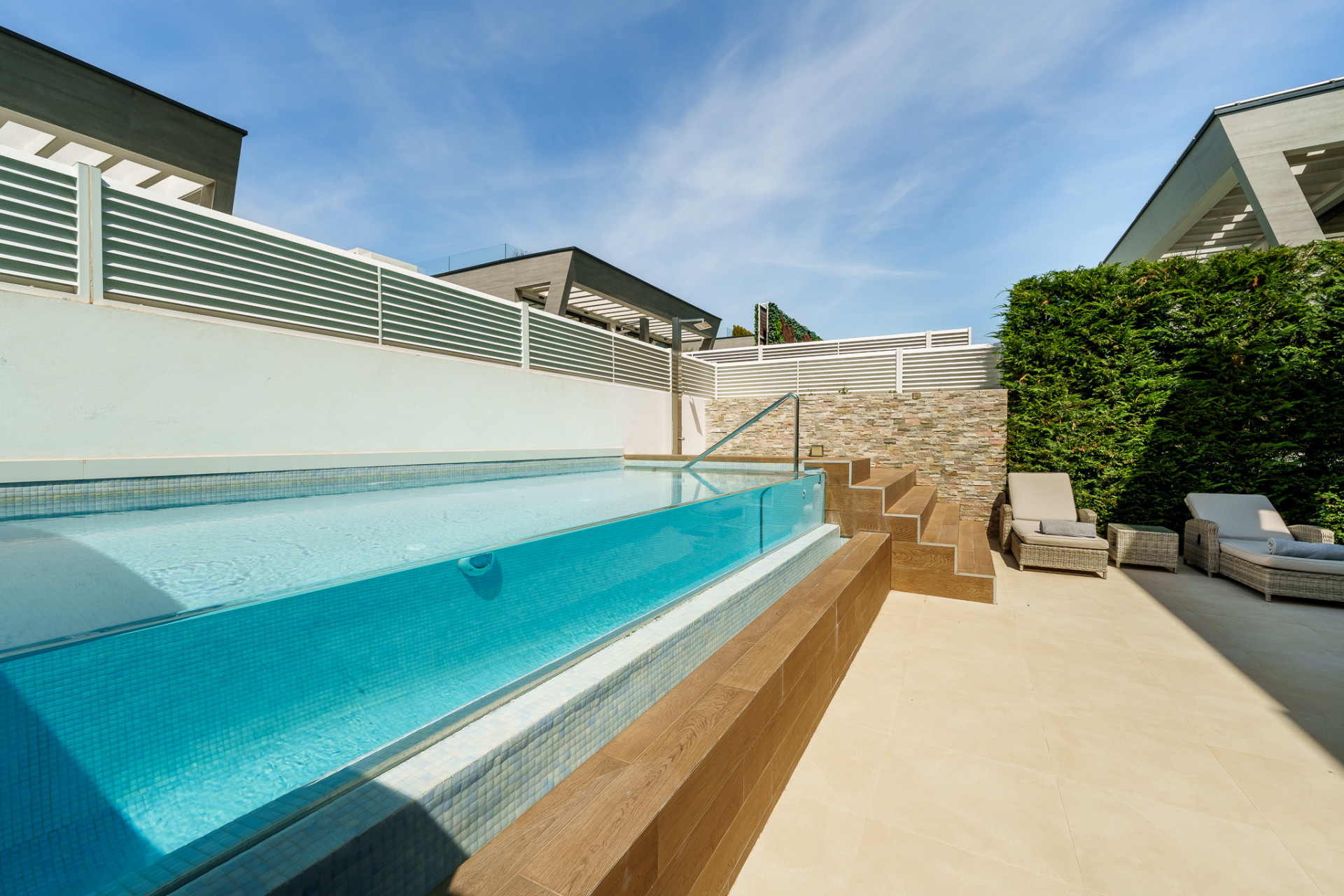 Casa de 5 Dormitorios en venta en Puerto Banús, Marbella