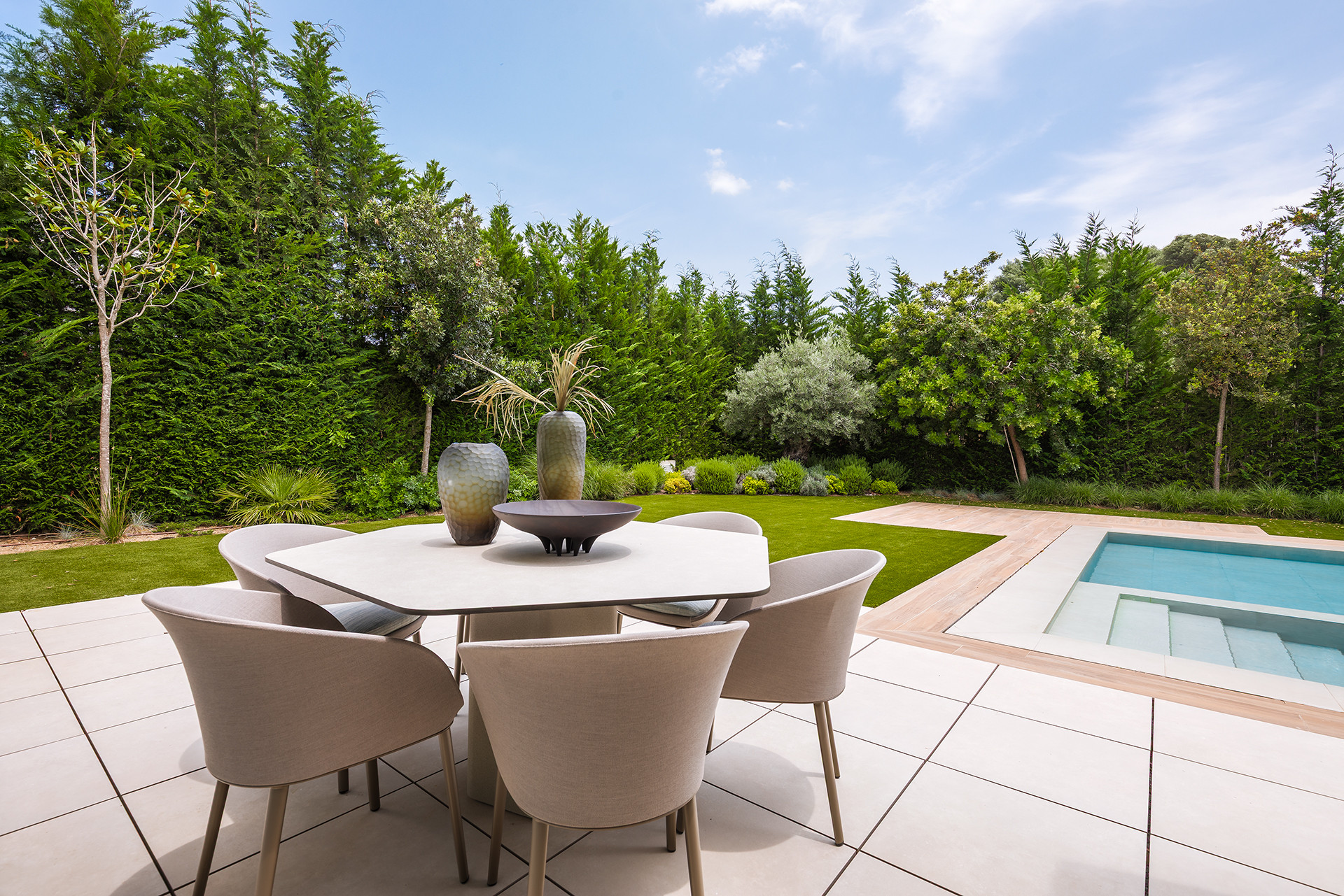 5 спални - Вила за продажба в El Paraiso, Estepona