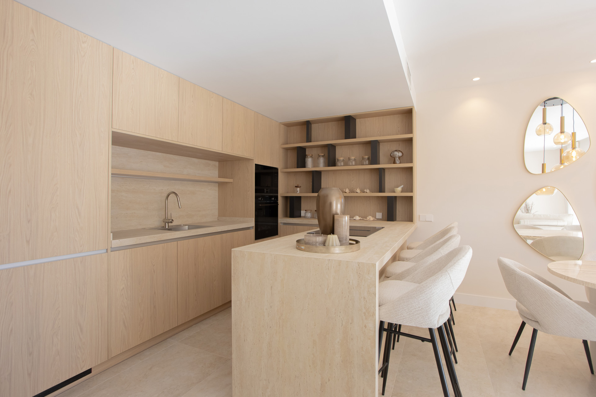 Ático de 4 Dormitorios en venta en Nueva Andalucía, Marbella