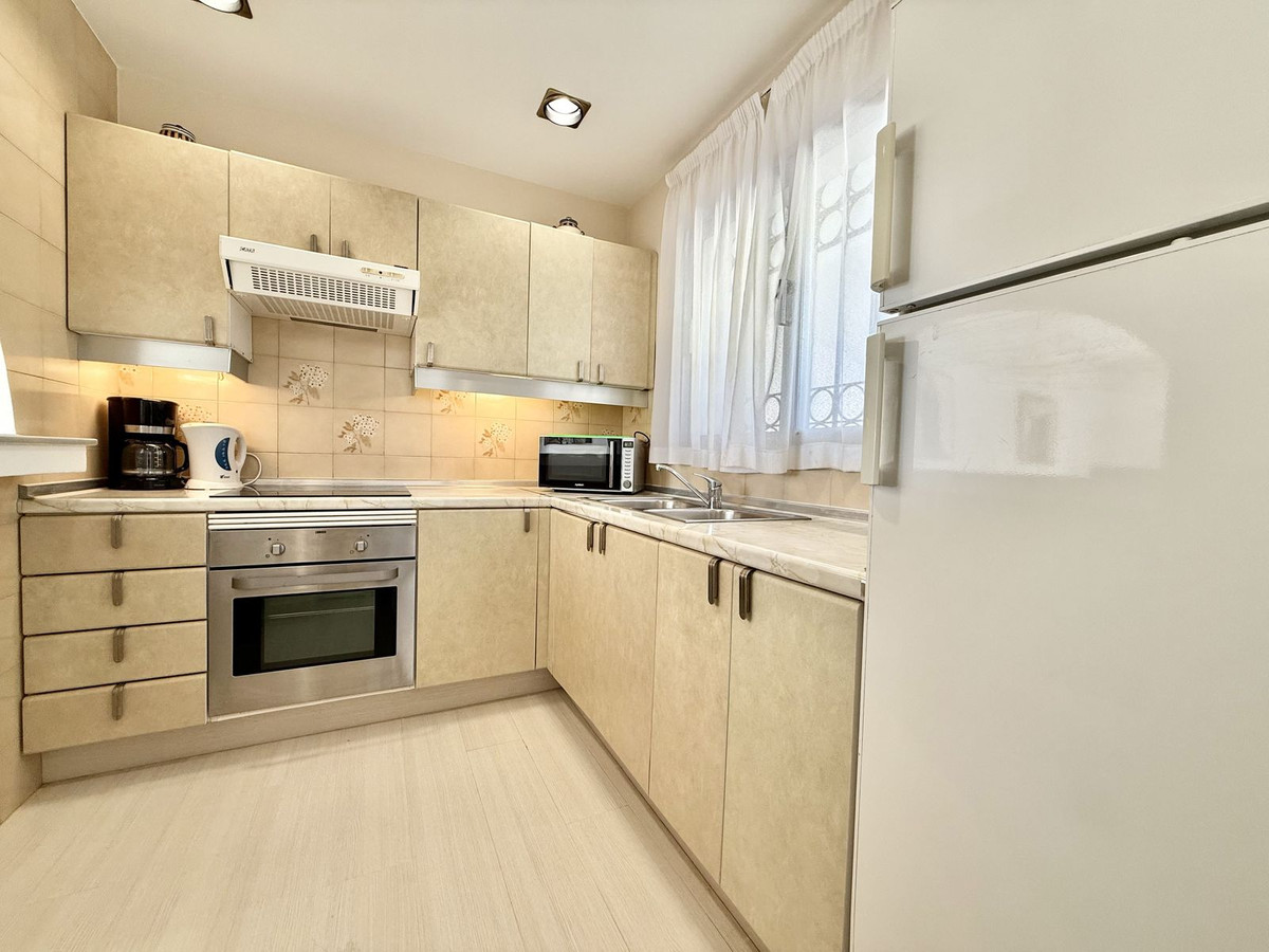 2 Bed - Apartment for Sale in Riviera del Sol, Mijas