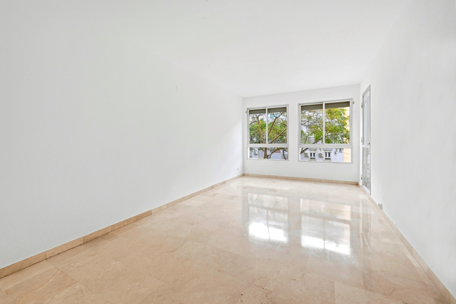 Piso de 3 Dormitorios en venta en Fuengirola