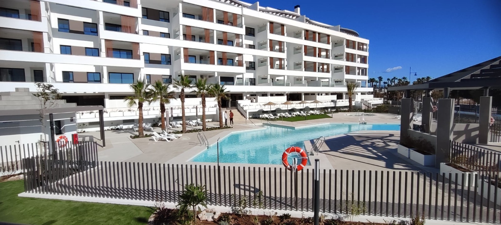 3 спални, 2 бани - Апартамент за продажба в Los Alamos, Torremolinos