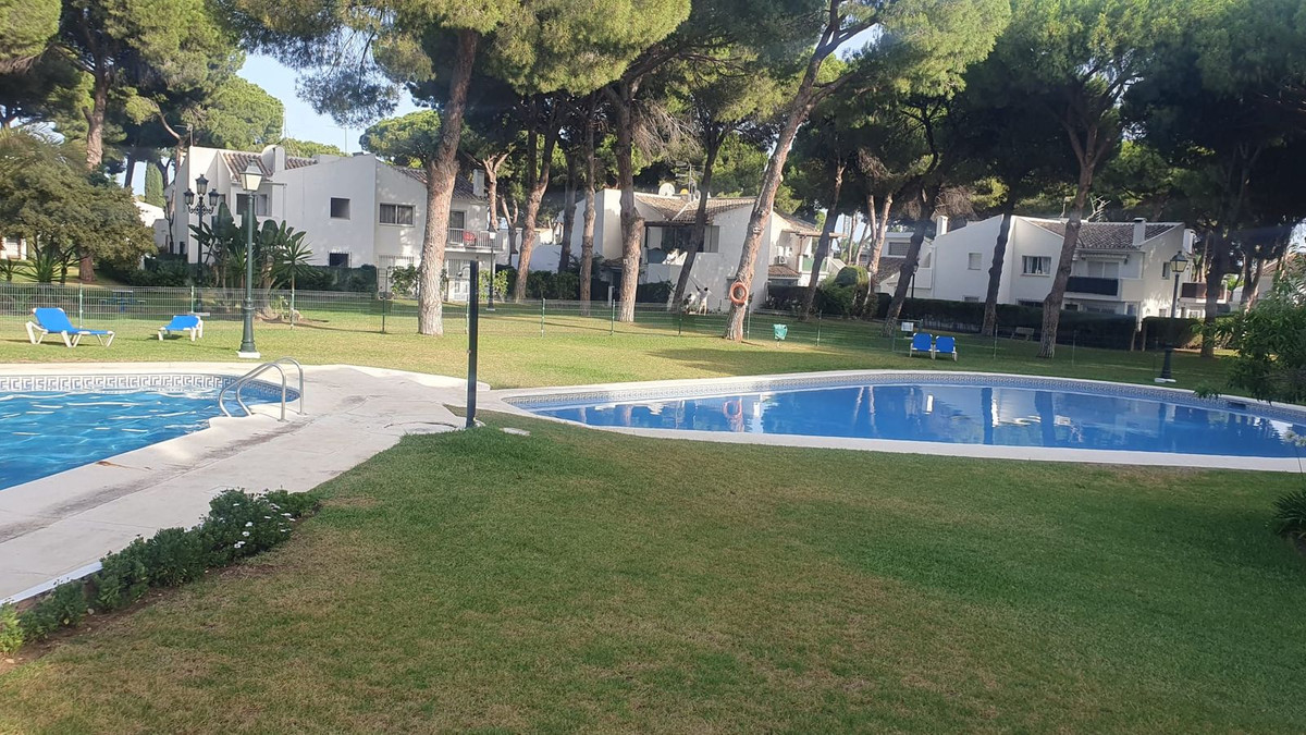 2 кровать 1 ванна Квартира для продажи в New Golden Mile, Estepona