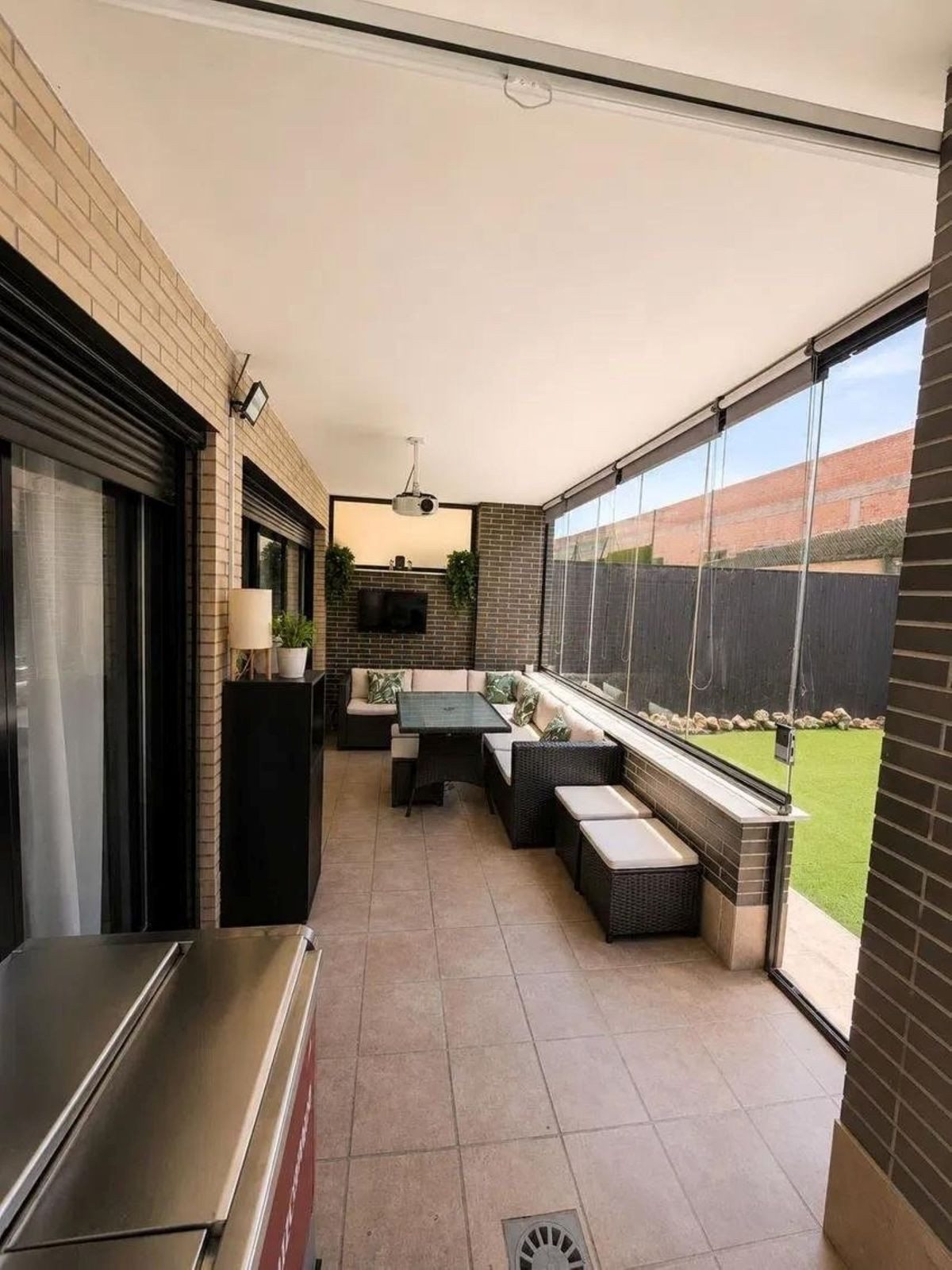 Piso de 2 Dormitorios y 2 Baños en venta en El Pinillo, Torremolinos