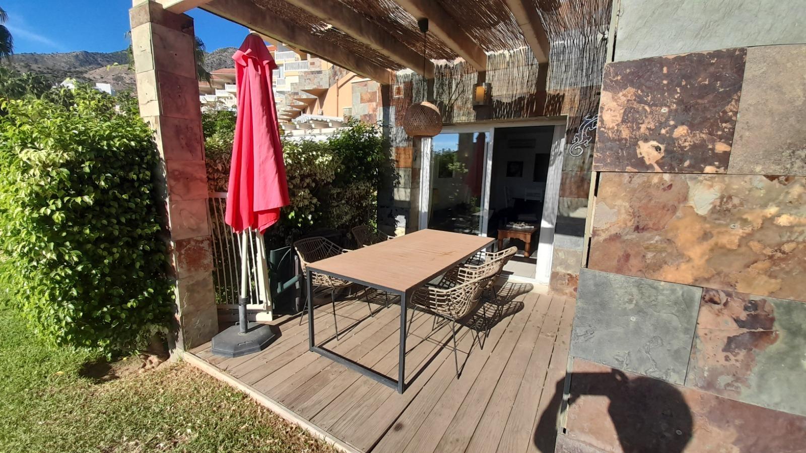 Piso de 2 Dormitorios y 2 Baños en venta en Arroyo de la Miel, Benalmádena