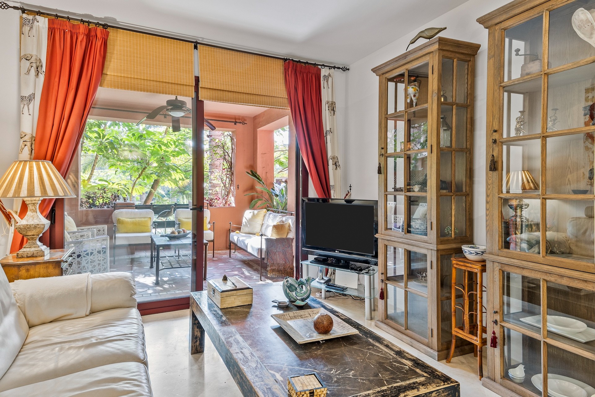 Piso de 3 Dormitorios y 2 Baños en venta en Marbella