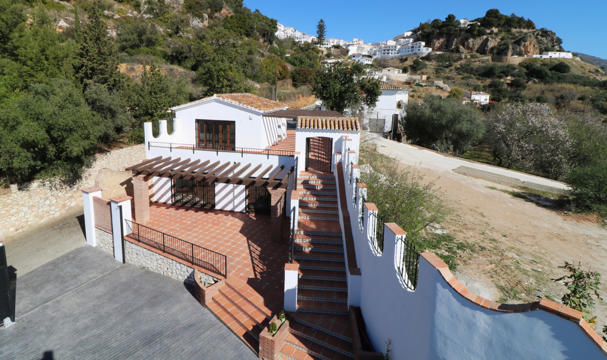 Casa de 7 Dormitorios en venta en Mijas