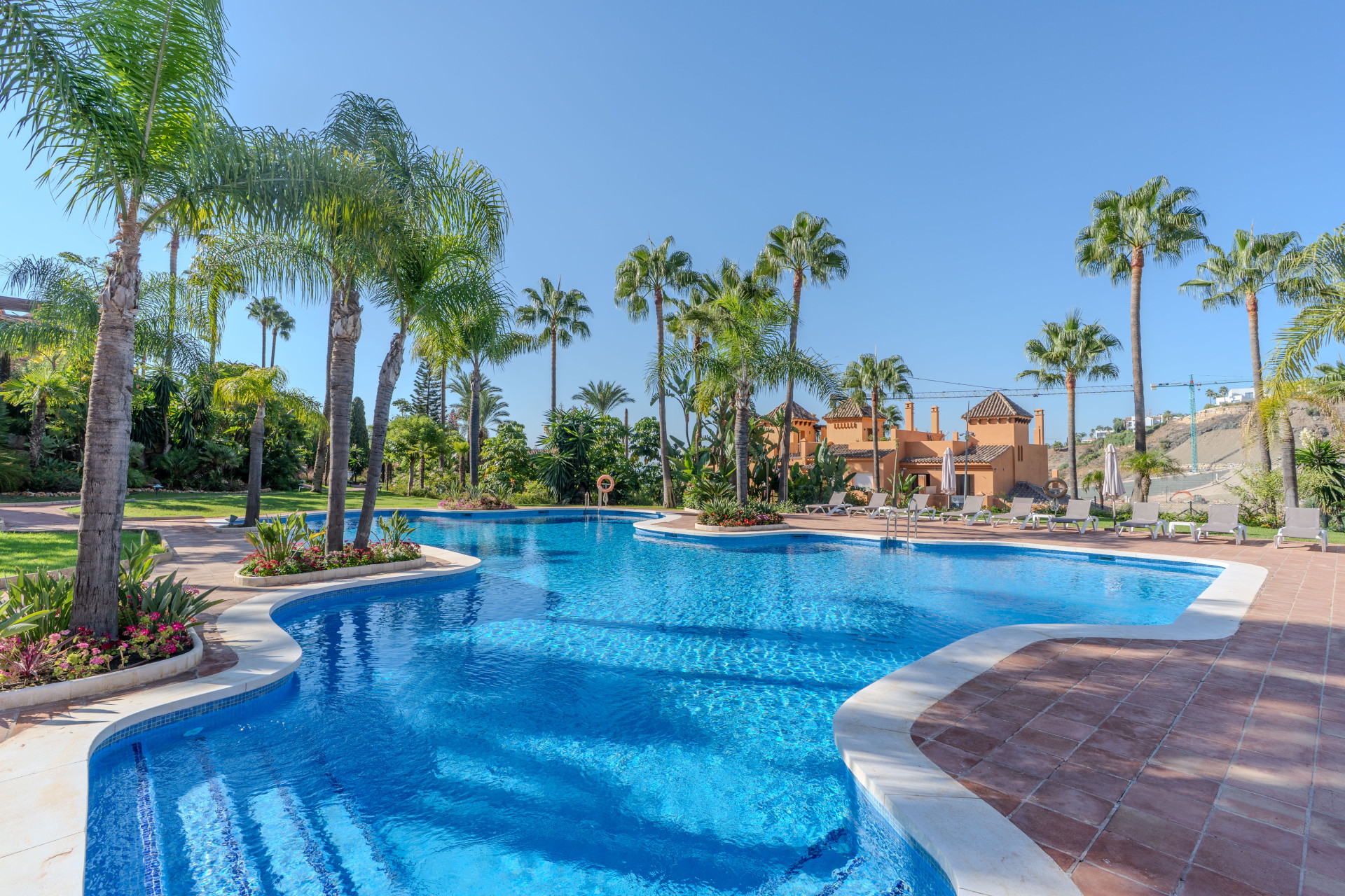 El Paraiso, Estepona