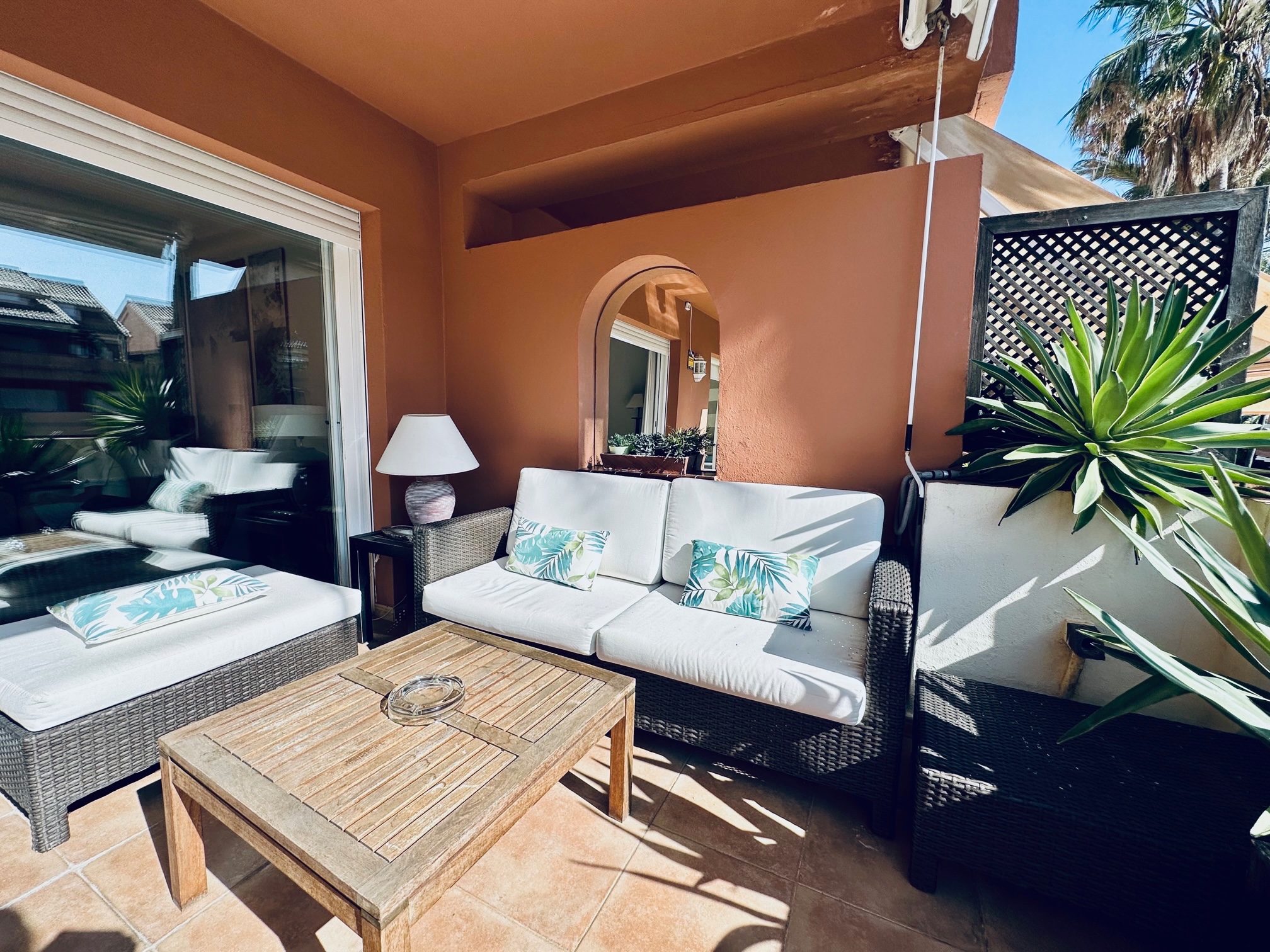 Piso de 2 Dormitorios en alquiler vacacional en Puerto Banús, Marbella