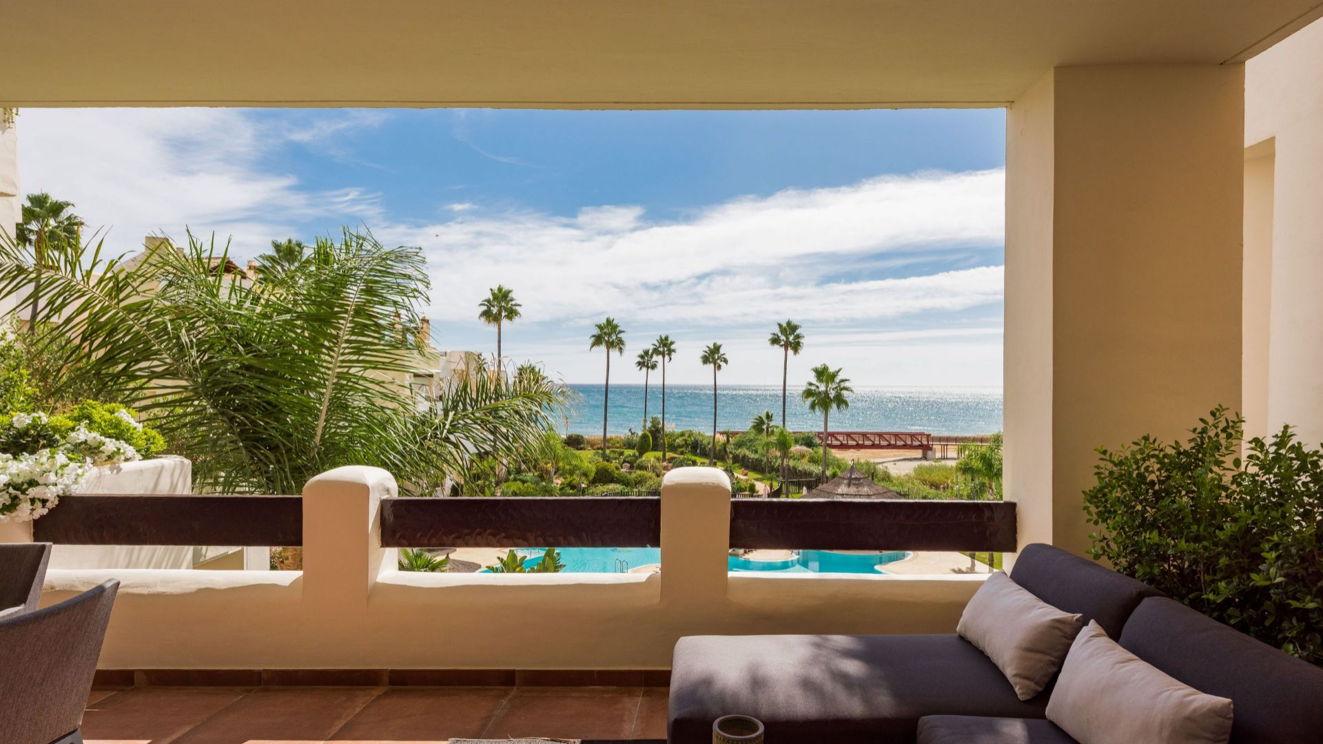 Piso de 3 Dormitorios en venta en Estepona