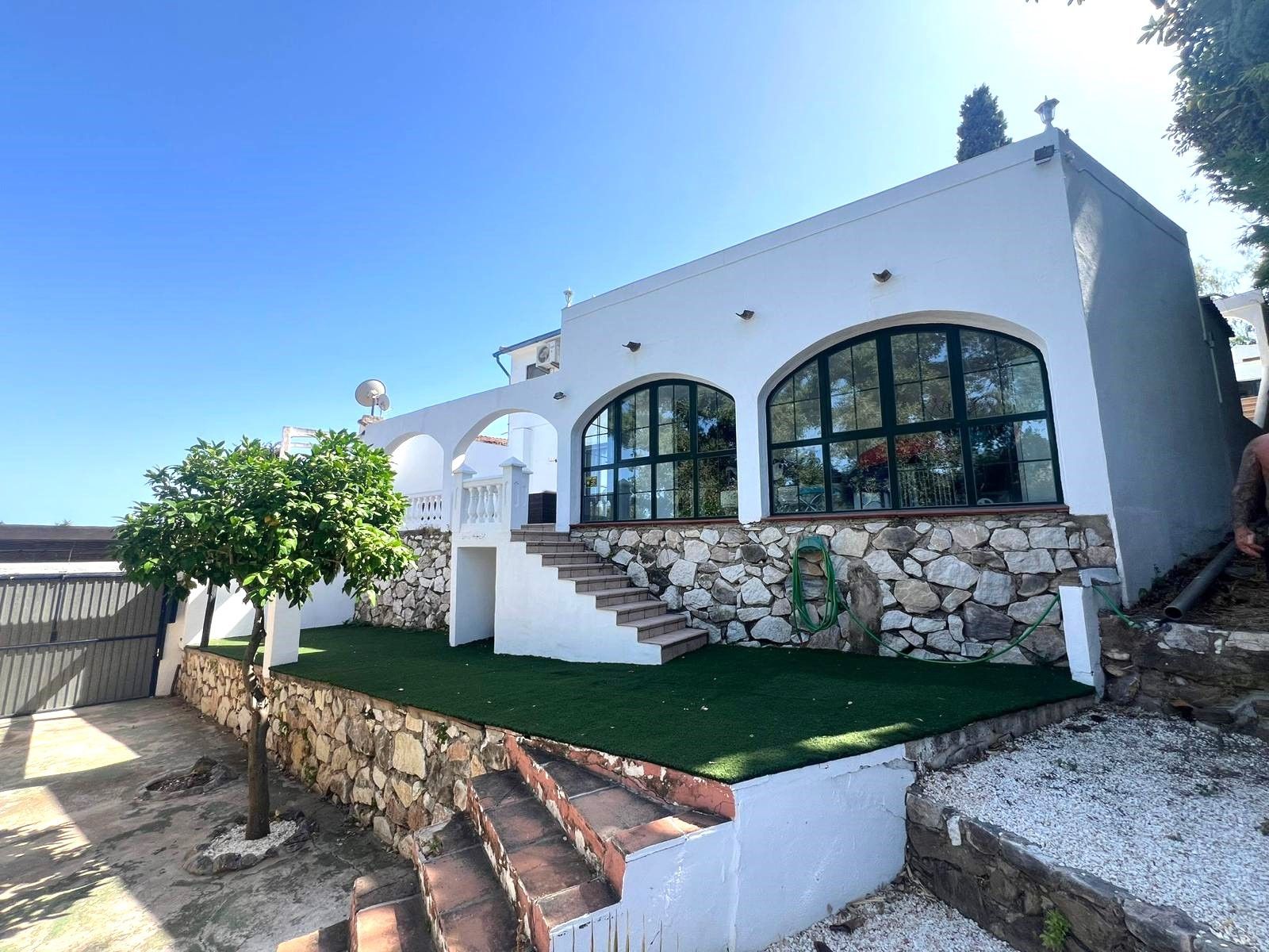 3 спални, 3 бани - Вила за продажба в Mijas