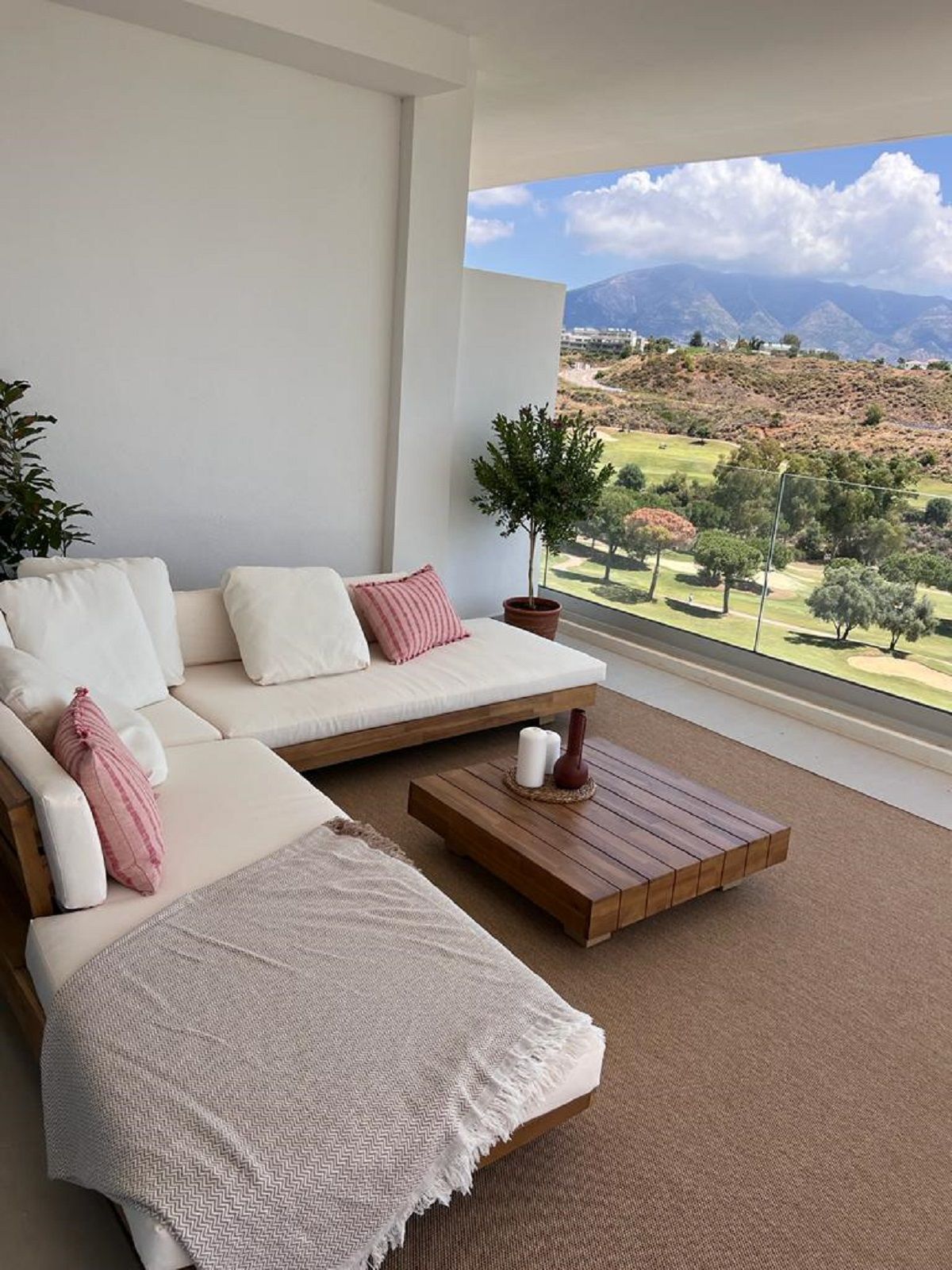 2 Bed - Apartment for Sale in La Cala de Mijas