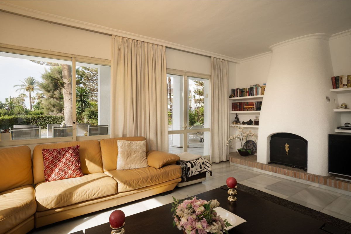 Piso de 3 Dormitorios en venta en San Pedro de Alcántara