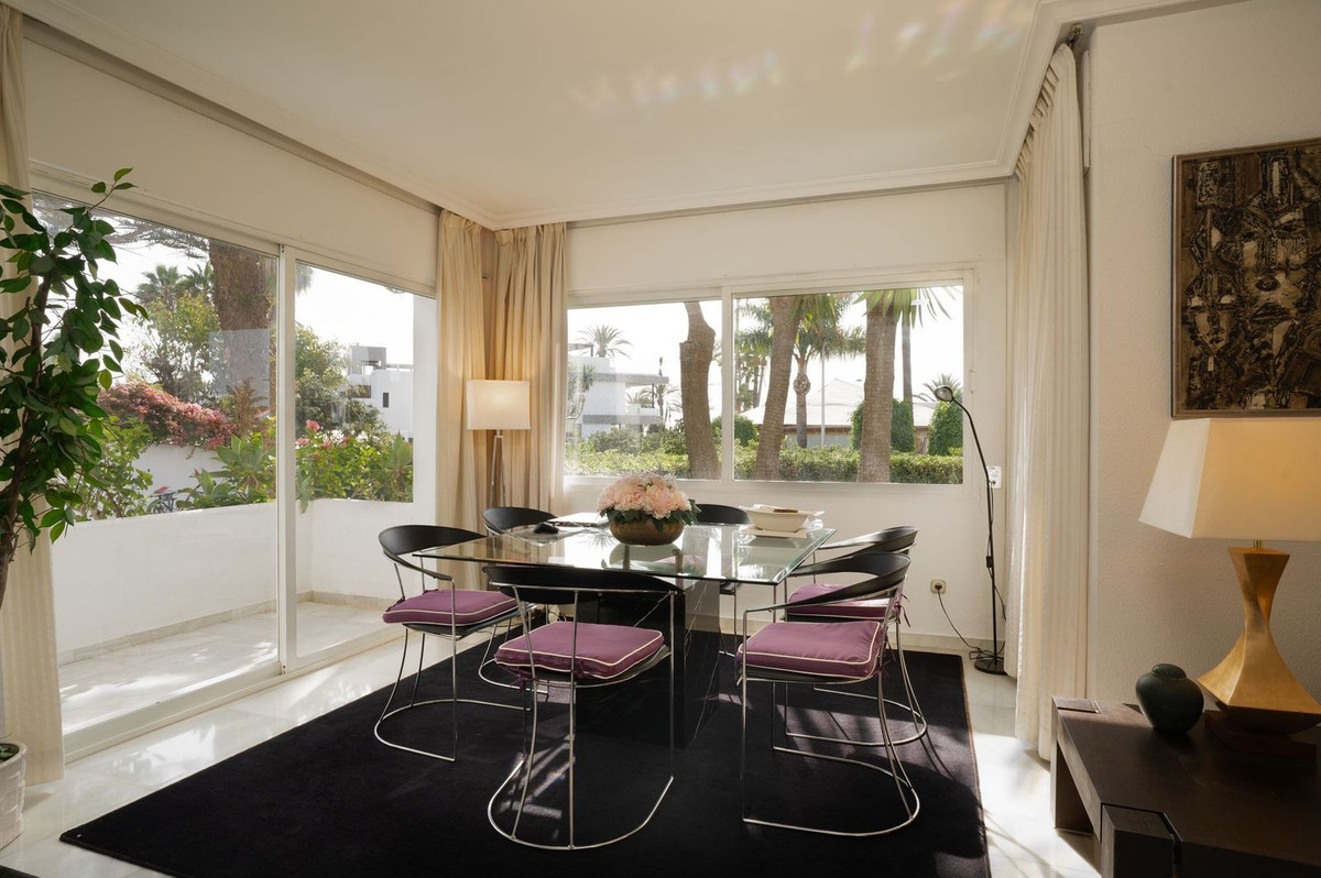 Piso de 3 Dormitorios en venta en San Pedro de Alcántara