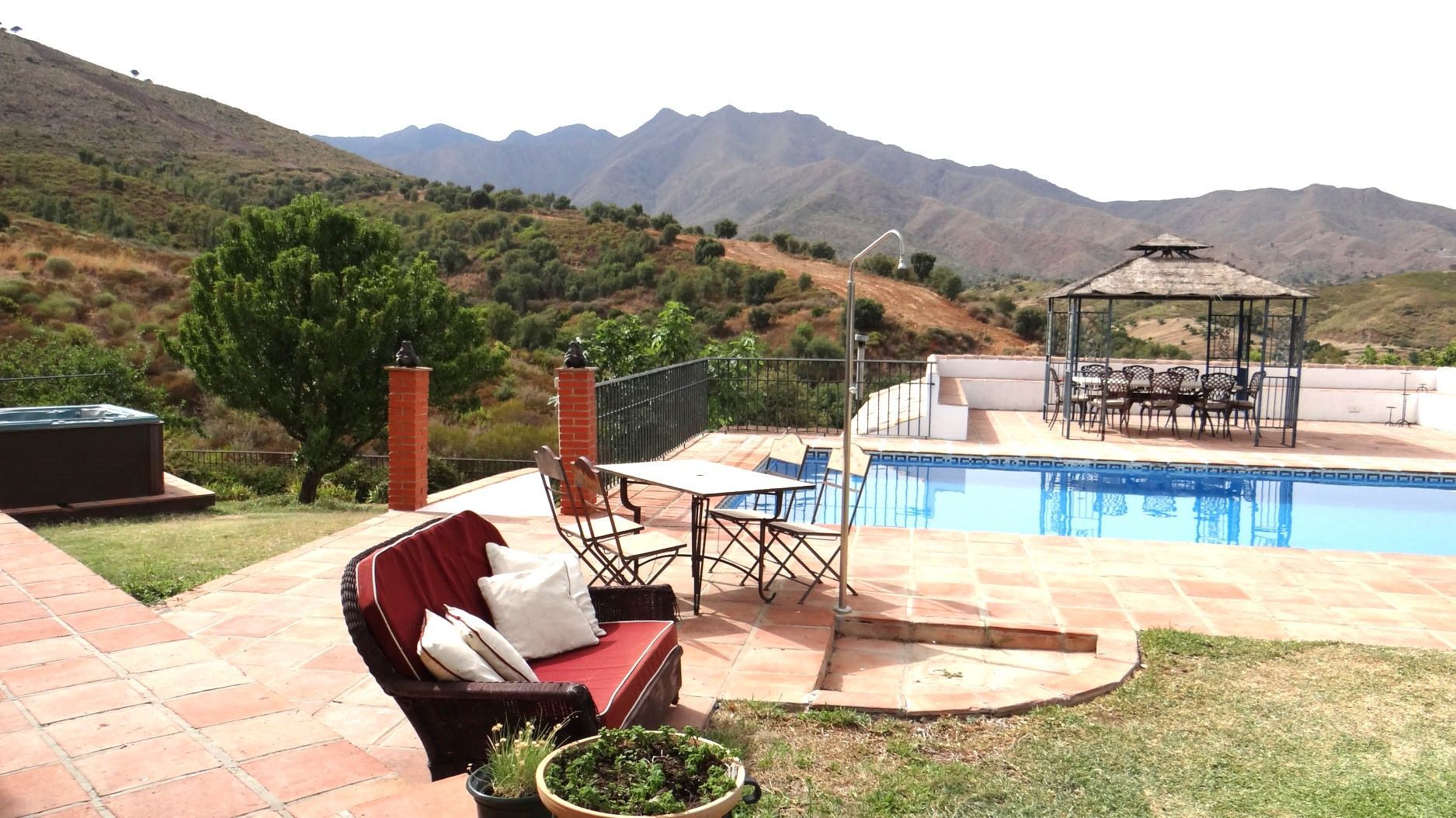 Finca de 7 Dormitorios en venta en Mijas