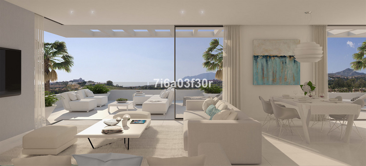 Piso de 4 Dormitorios y 3 Baños en venta en Atalaya, Estepona