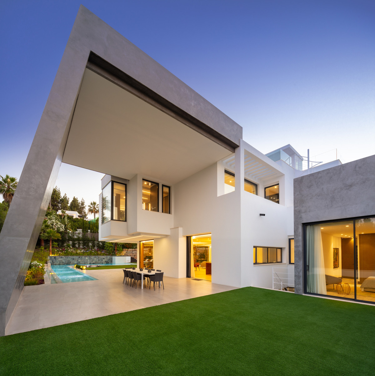 5 спални - Вила за продажба в Nueva Andalucia, Marbella