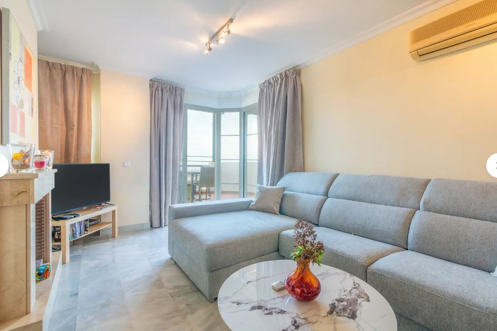 Piso de 2 Dormitorios en alquiler vacacional en Nueva Andalucía, Marbella