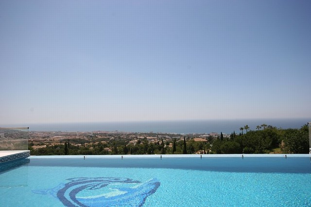 Casa de 7 Dormitorios en alquiler vacacional en Marbella