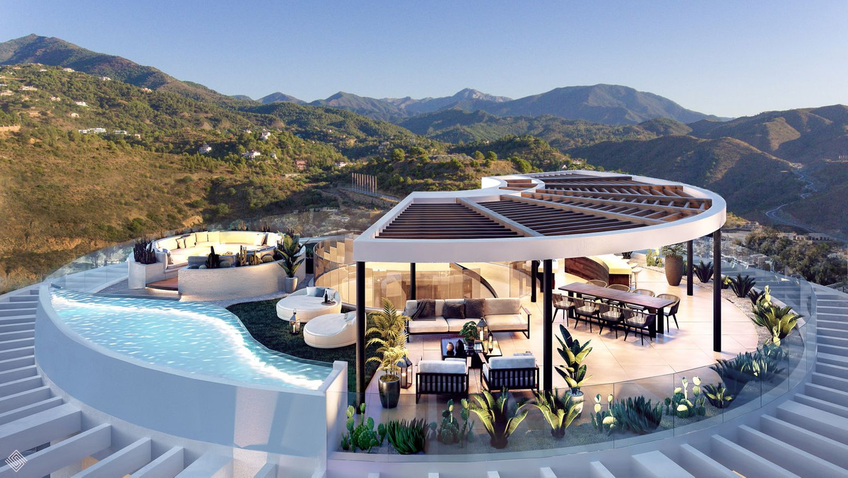 Ático de 3 Dormitorios y 3 Baños en venta en Benahavís