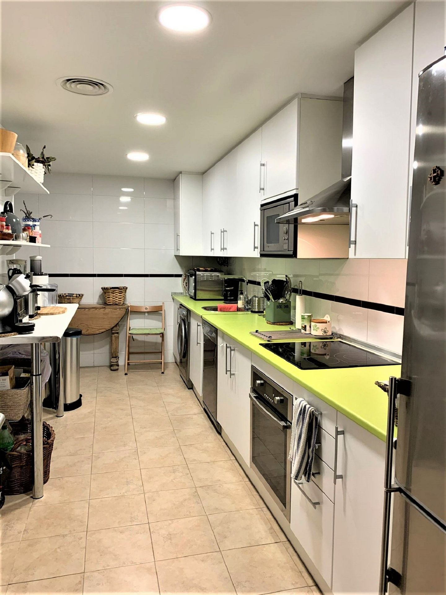 Piso de 2 Dormitorios y 2 Baños en venta en Estepona