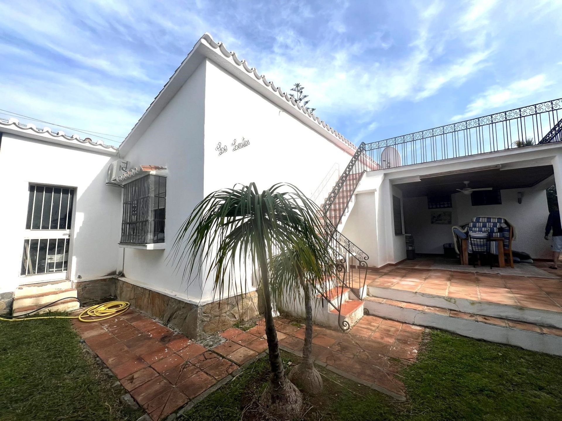 4 спални, 3 бани - Вила за продажба в Puerto Banus, Marbella