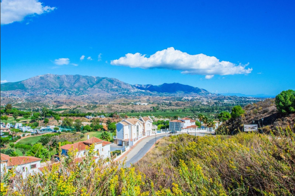 Terreno en venta en La Cala Golf, Mijas