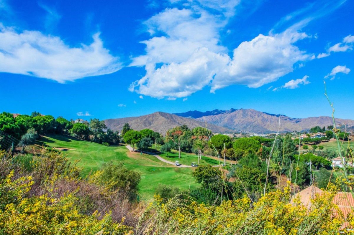 Terreno en venta en La Cala Golf, Mijas