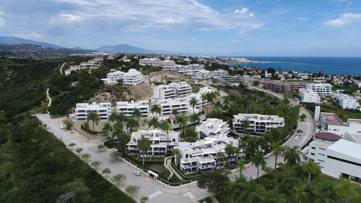 Piso de 2 Dormitorios en venta en Estepona