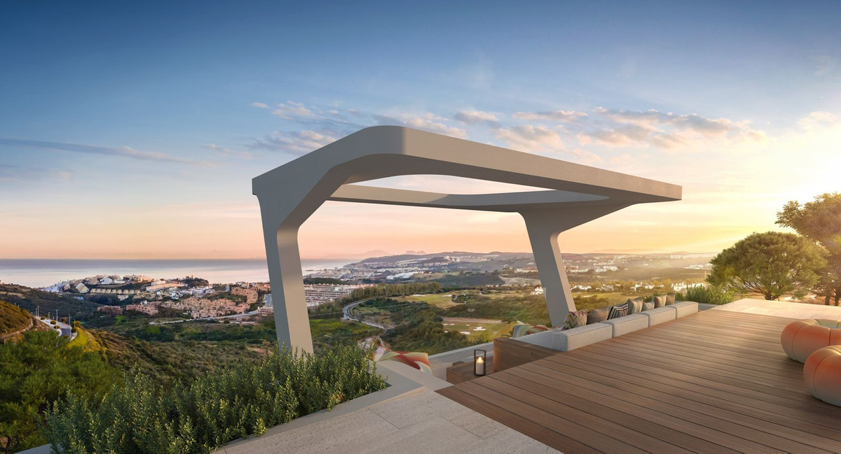 Piso de 4 Dormitorios en venta en Cancelada, Estepona